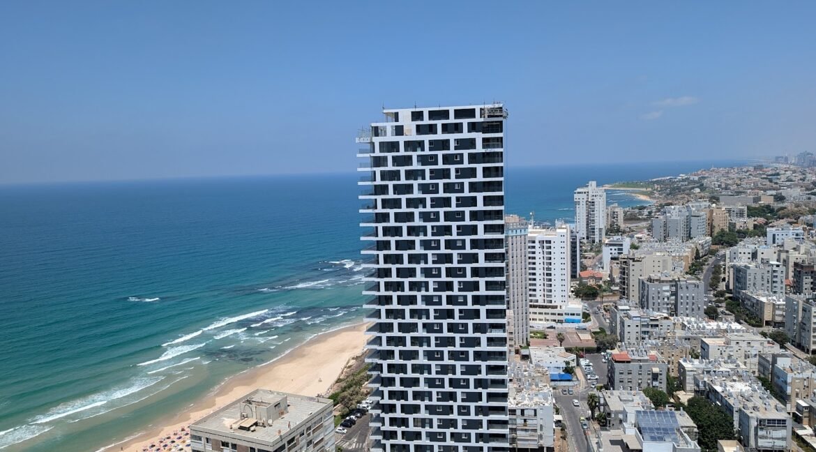 נוף לים